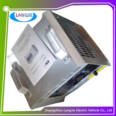 качество  Lead Acid Car Battery Charger Suitable For Compact Design Of Electric Club Cars завод